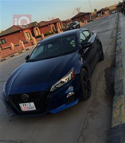 نيسان ألتيما